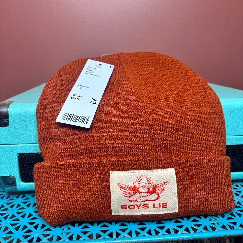 Boys Lie beanie- NEW